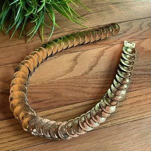 Vintage gold disc stretch belt